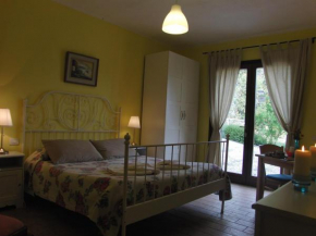 Отель Locanda Degli Etruschi  Монталто Ди Кастро